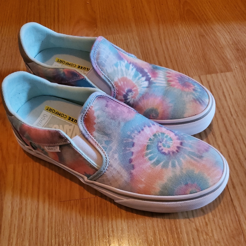 Tie dye Vans